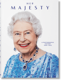 Vorderes Coverbild Her Majesty. A Photographic History 1926–2022