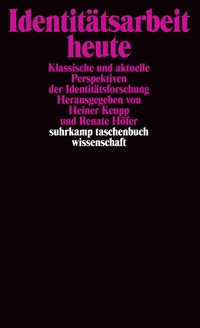 Vorderes Coverbild Identitätsarbeit heute