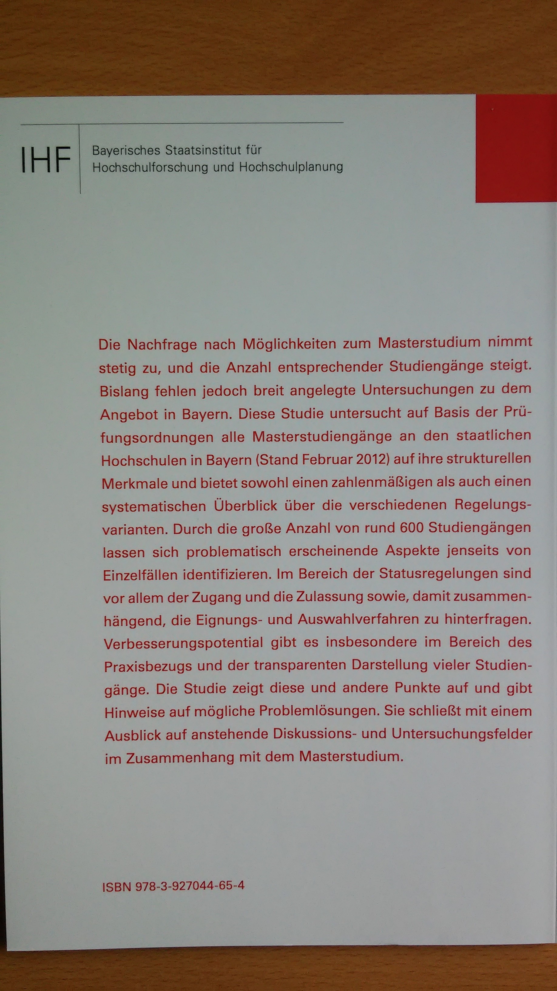 Rückseitencover Struktur und Ausgestaltung von Masterstudiengängen in Bayern - ein Überblick
