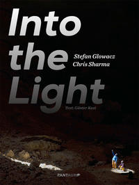 Vorderes Coverbild Into the Light