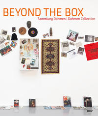 Vorderes Coverbild Beyond the Box. Dohmen Collection