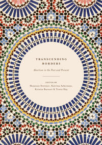 Vorderes Coverbild Transcending Borders