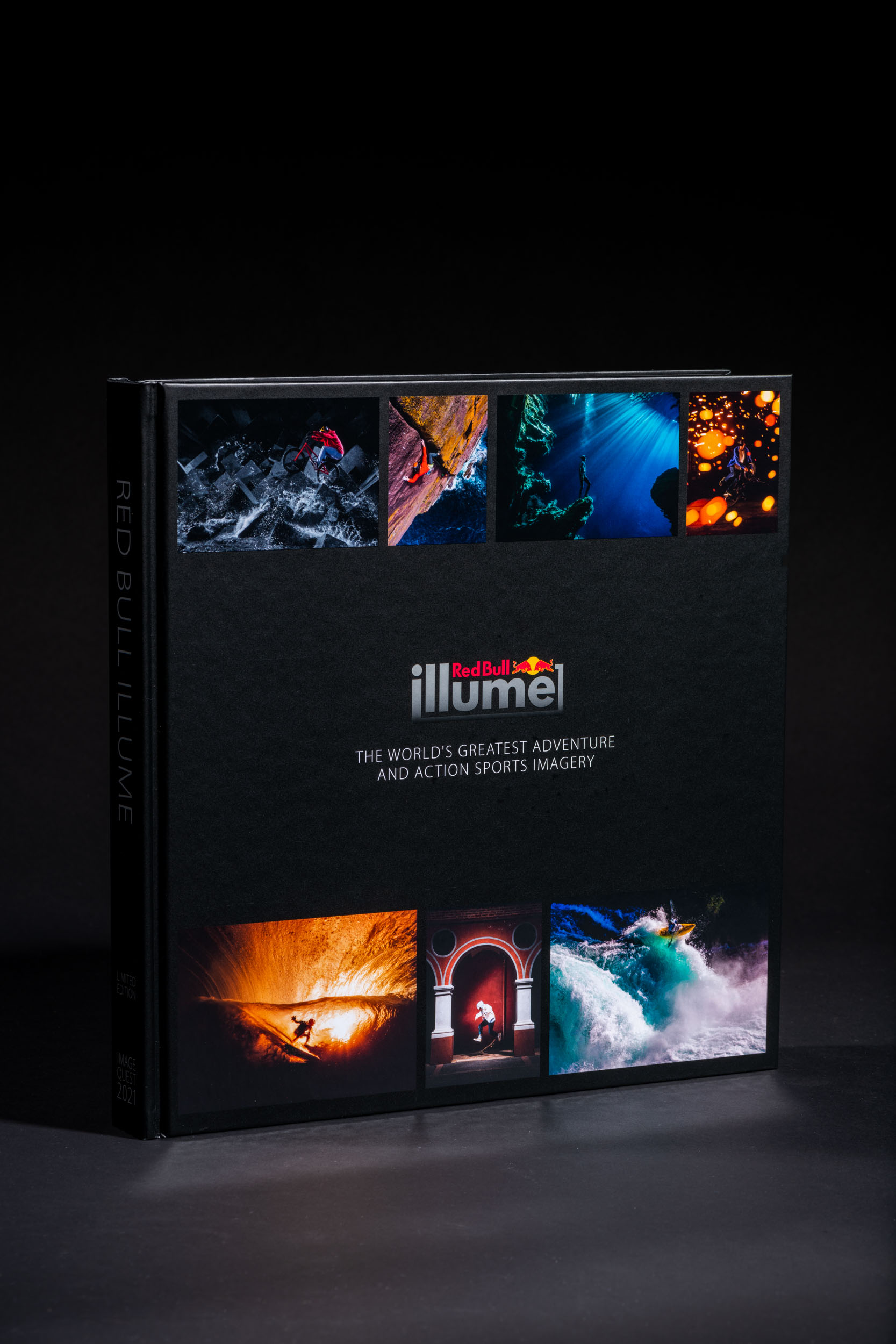 Gesamtes Coverbild Red Bull Illume Photobook 2021