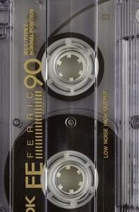 Vorderes Coverbild Notizbuch Retro Style Music Tape Oldschool Liniert Notebook Ruled