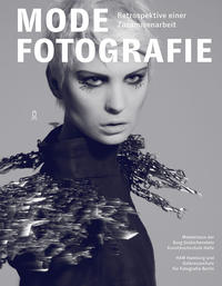 Vorderes Coverbild Modefotografie - Retrospektive einer Zusammenarbeit